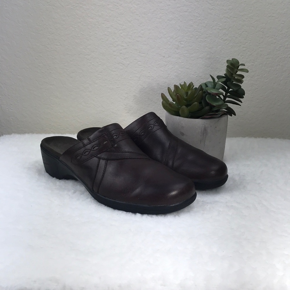 Clark’s Bendables Brown Leather Mules 8M